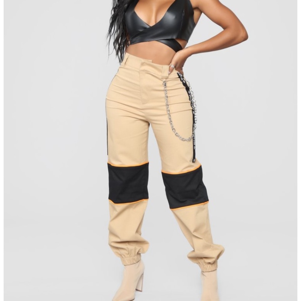 Fashion nova khaki cargo pants